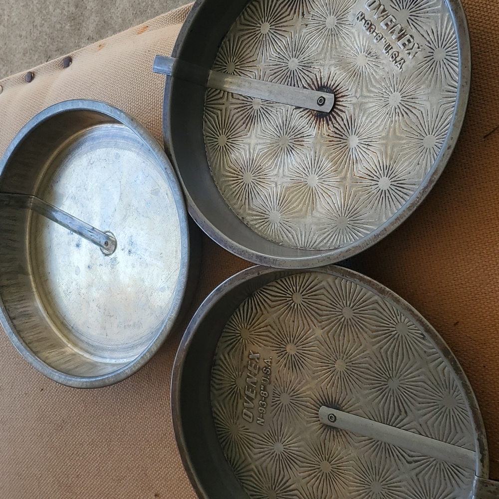Set of 3 antique pie plates